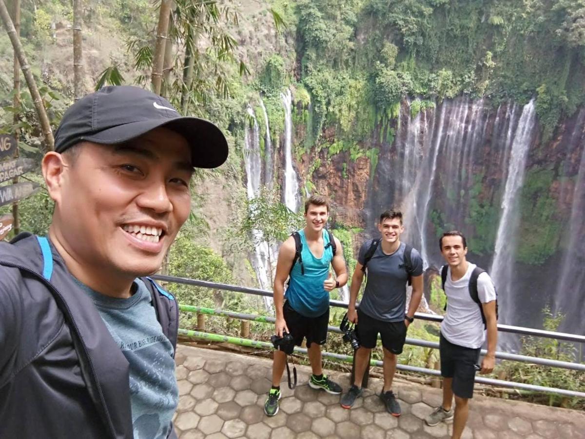 Inni Homestay Malang Exteriör bild